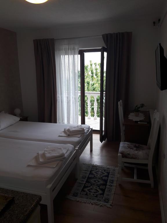 Roza Guest House Senj  Bagian luar foto
