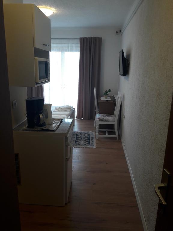 Roza Guest House Senj  Bagian luar foto